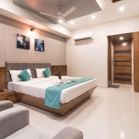 Hotel Green City Gandhinagar Exteriör bild