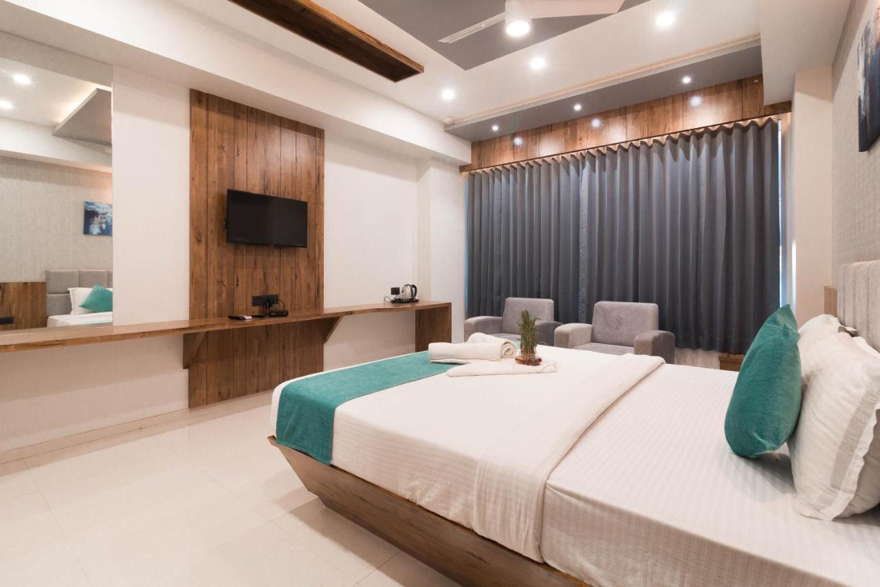 Hotel Green City Gandhinagar Exteriör bild