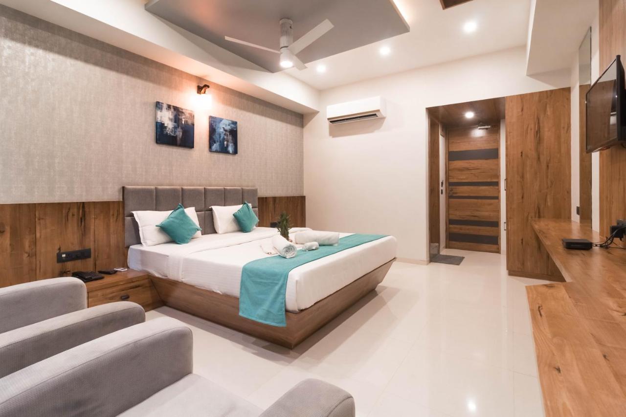 Hotel Green City Gandhinagar Exteriör bild